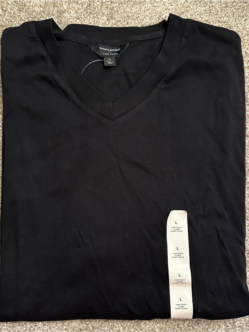 NWT Banana Republic Luxe Touch Men's Black V-Neck Shirt